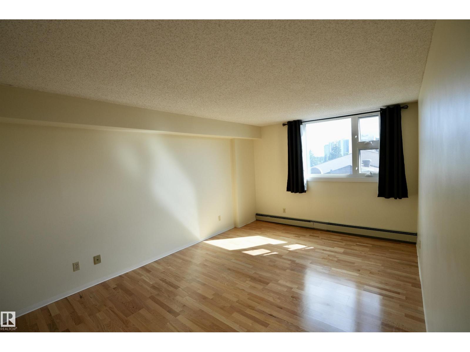 Photo 36 of 503 10545 Saskatchewan Dr Nw, Edmonton AB
