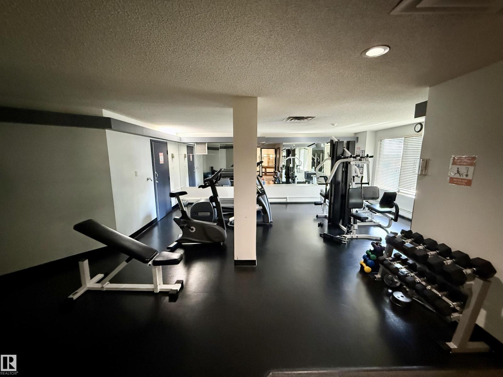 Photo 14 of 503 10545 Saskatchewan Dr Nw, Edmonton AB