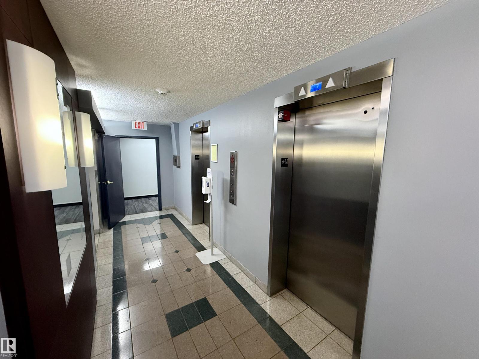 Photo 15 of 503 10545 Saskatchewan Dr Nw, Edmonton AB