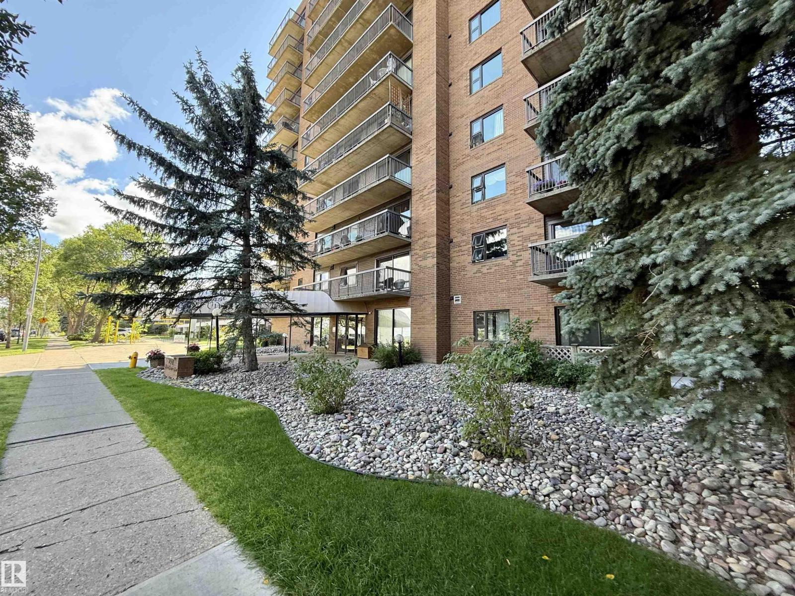 Photo 24 of 503 10545 Saskatchewan Dr Nw, Edmonton AB