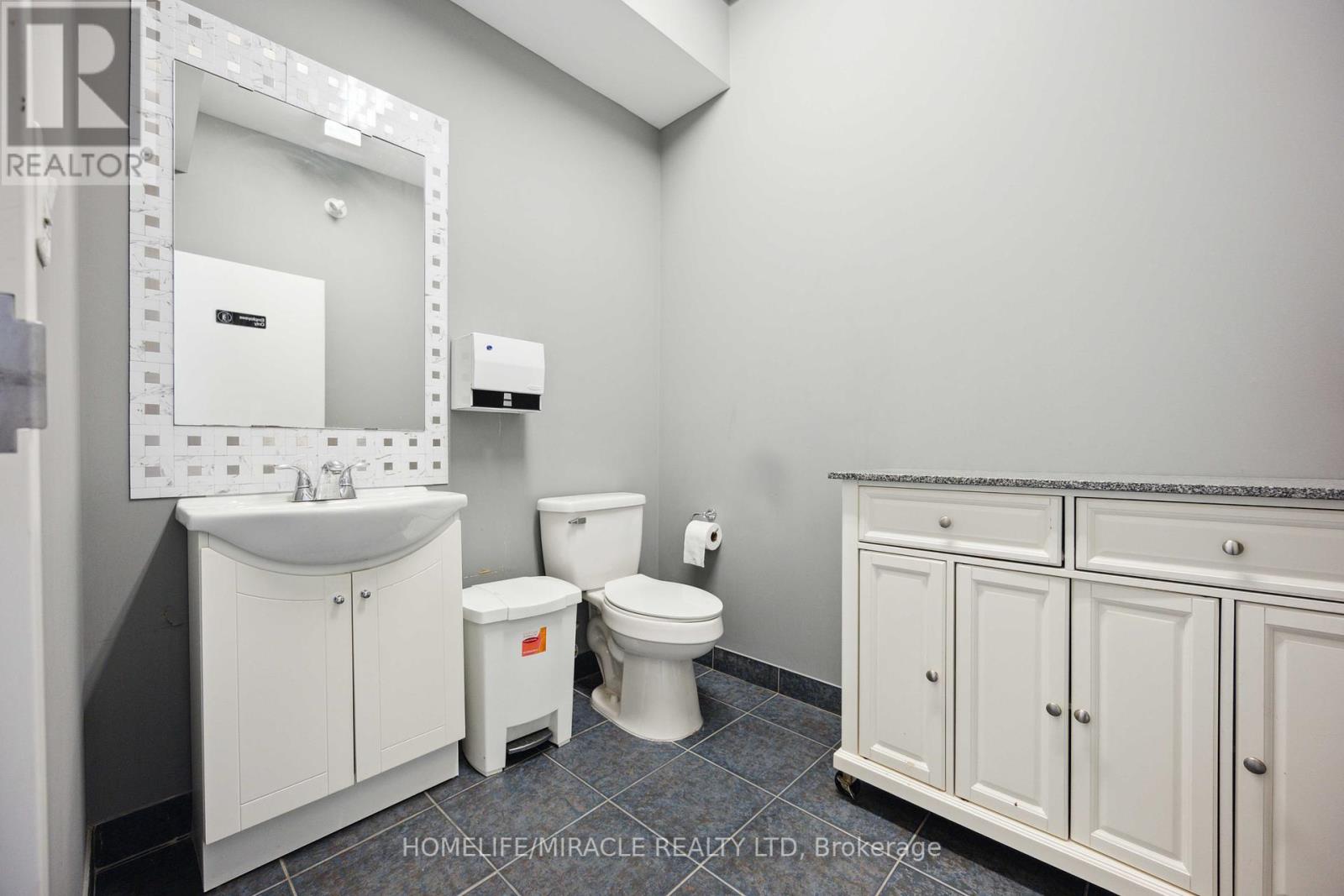 Photo 18 of 8 8888 Keele Street, Vaughan ON