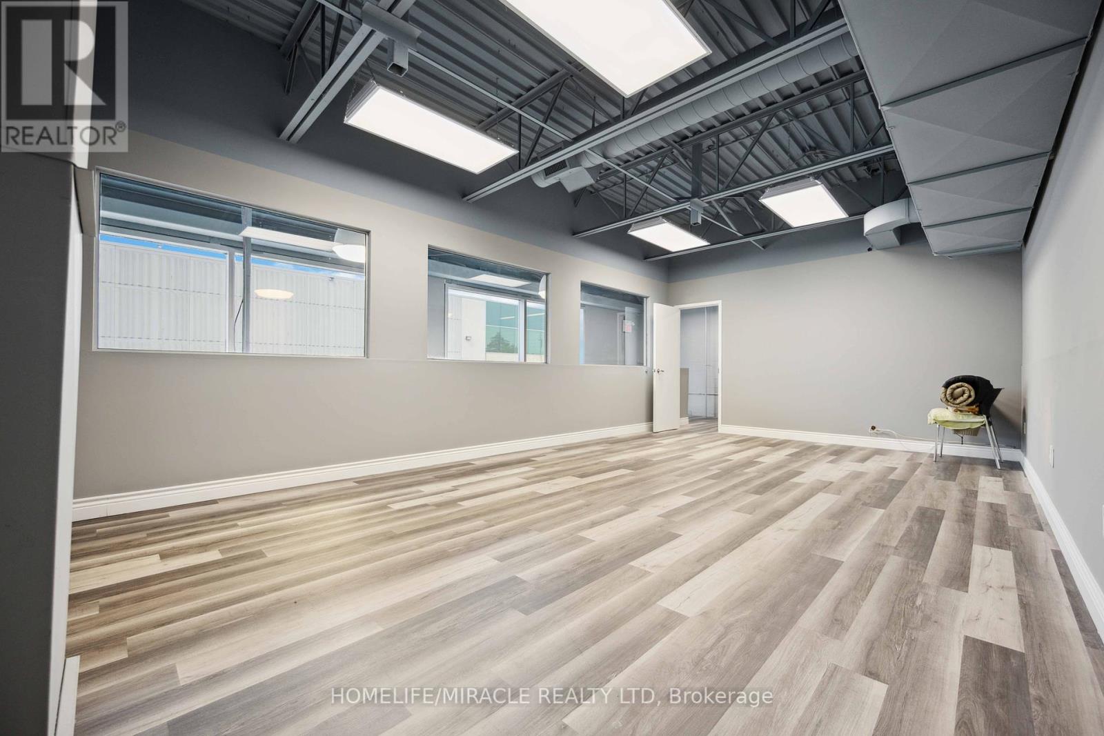 Photo 13 of 8 8888 Keele Street, Vaughan ON