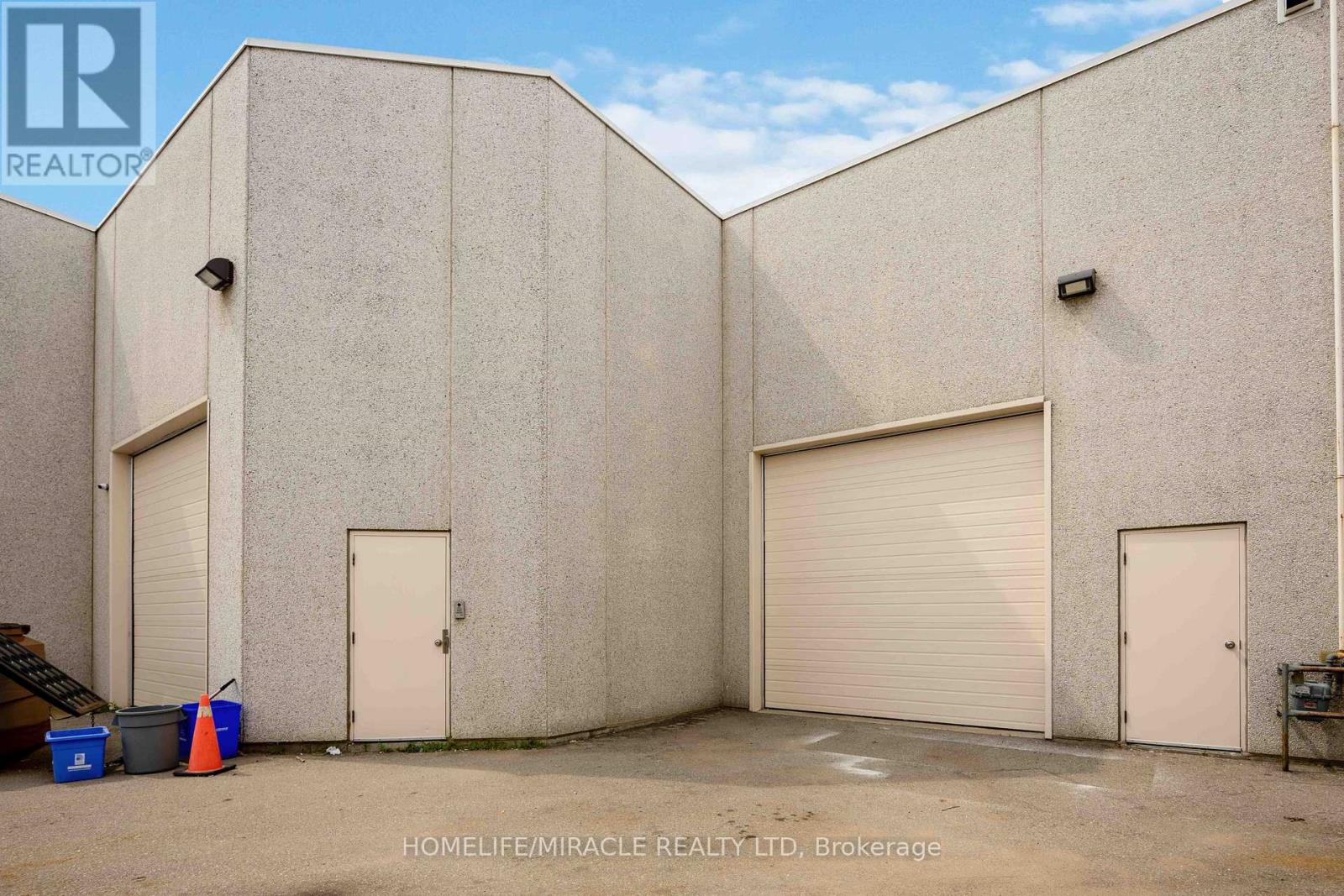 Photo 15 of 8 8888 Keele Street, Vaughan ON