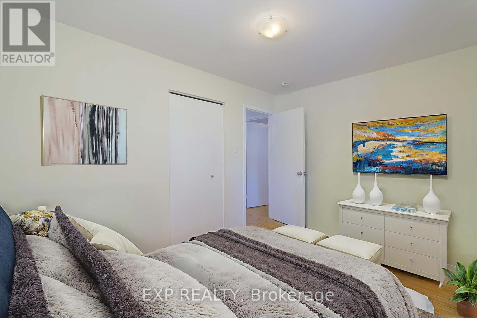 Photo 22 of 260 Cook Street, Barrie ON