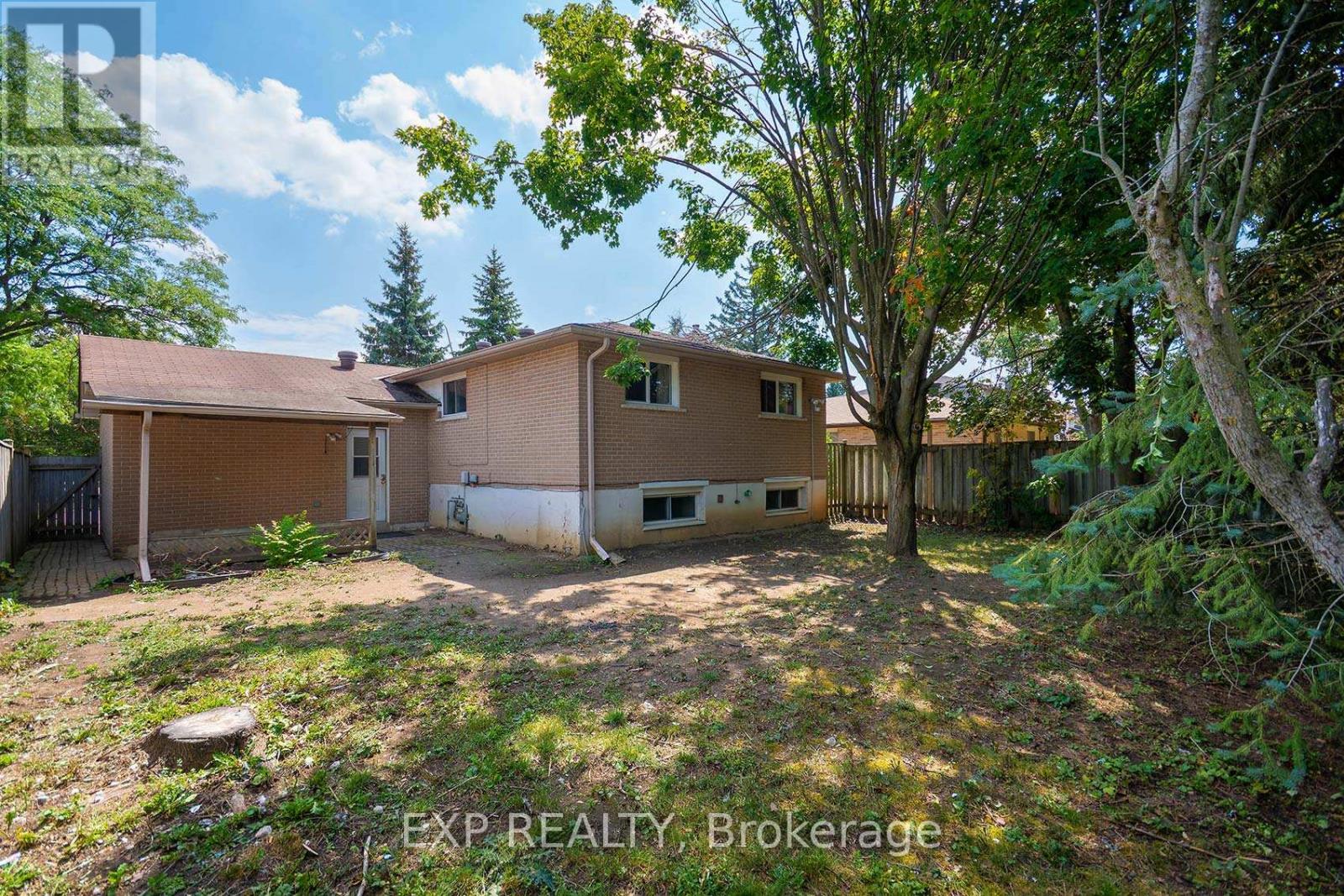 Photo 24 of 260 Cook Street, Barrie ON