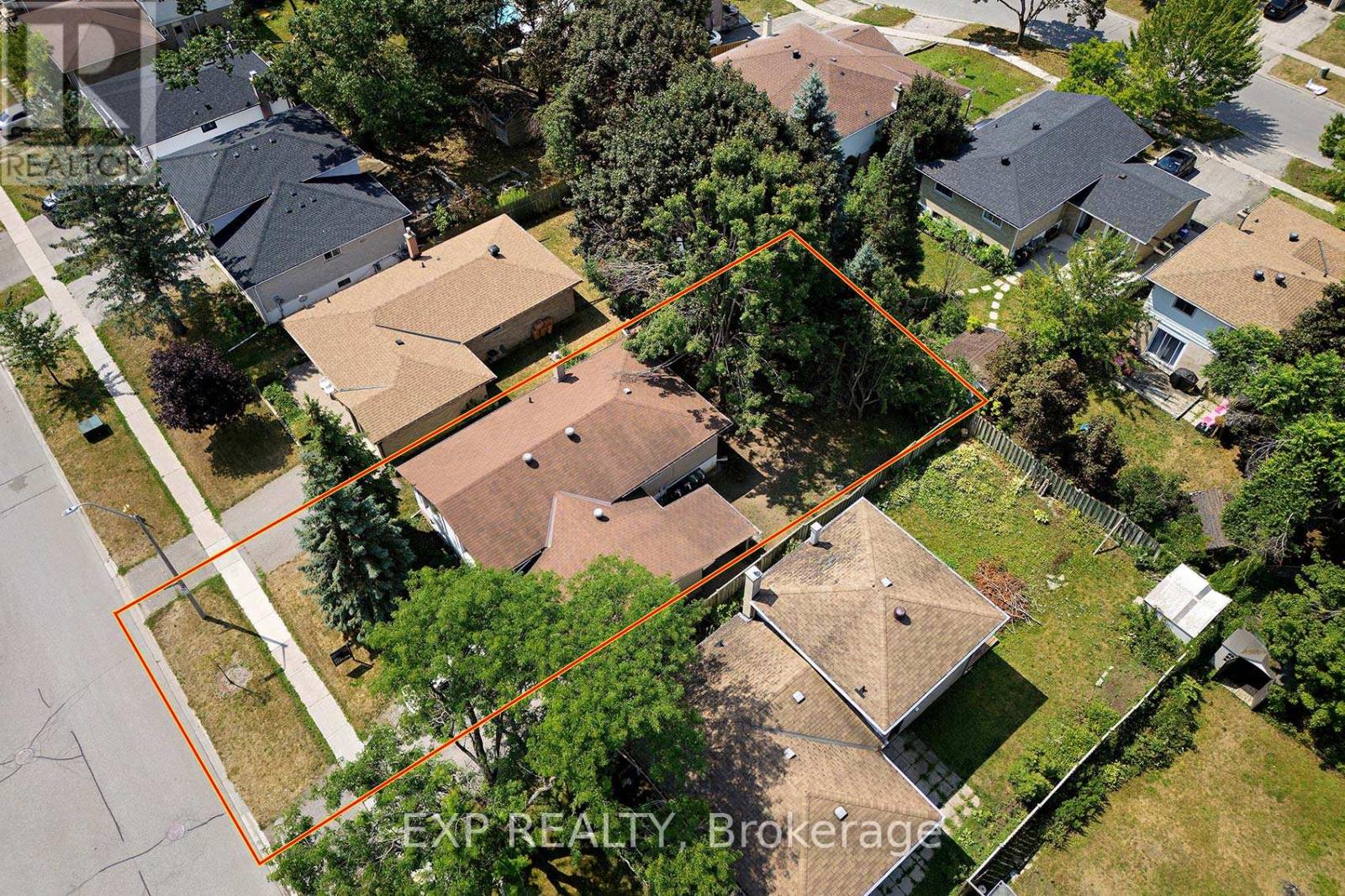 Photo 31 of 260 Cook Street, Barrie ON