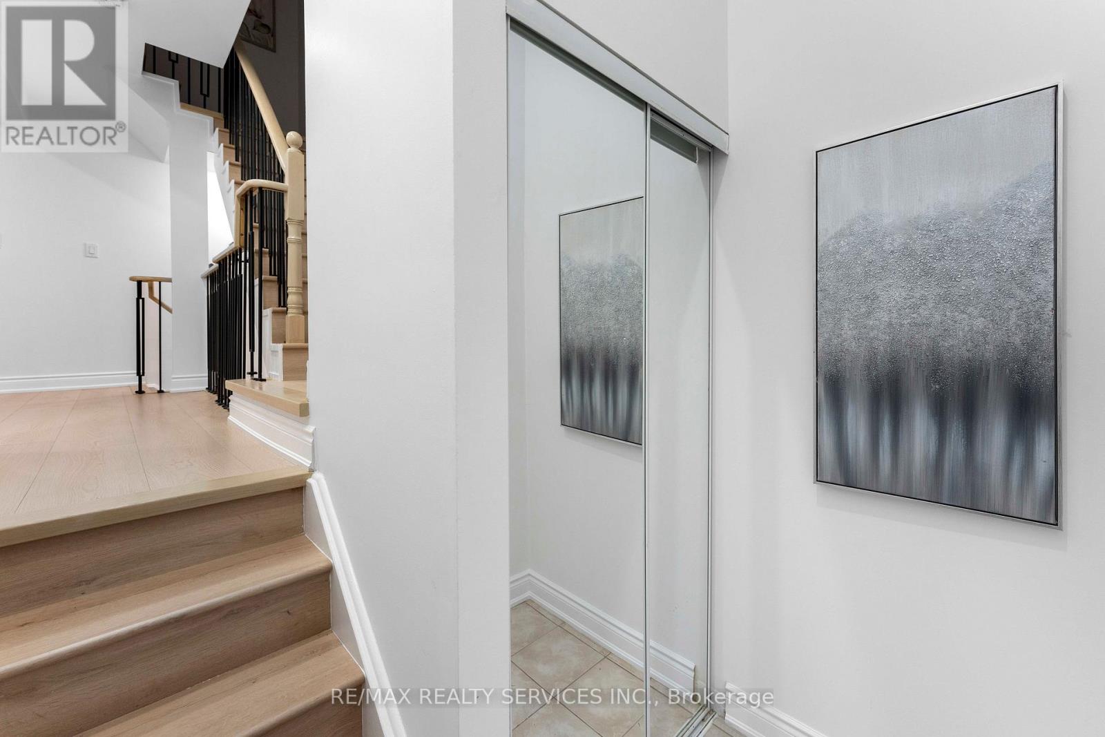 Photo 34 of 28 80 Acorn Place, Mississauga ON