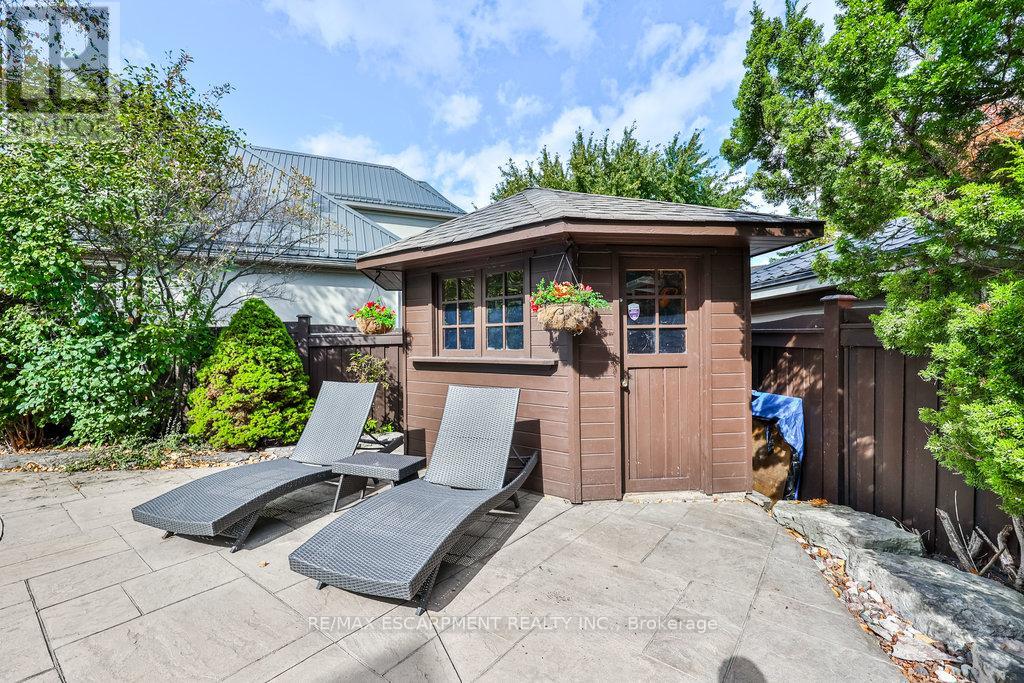 Photo 32 of 597 Hancock Way, Mississauga ON