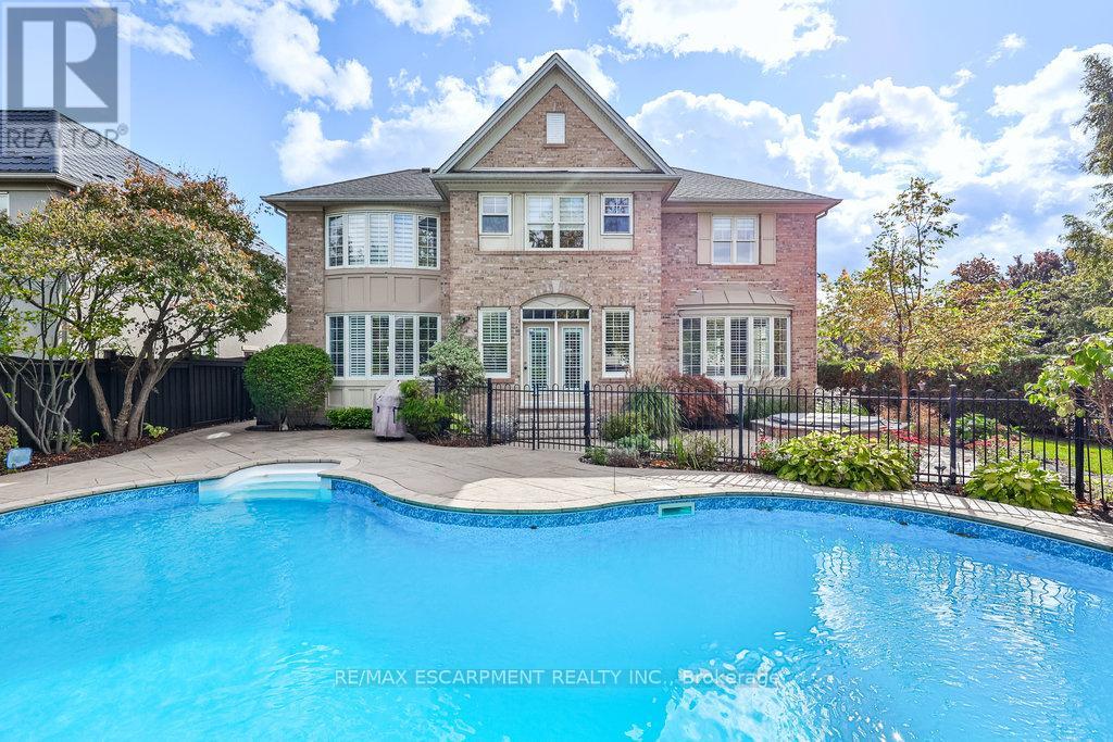 Photo 34 of 597 Hancock Way, Mississauga ON