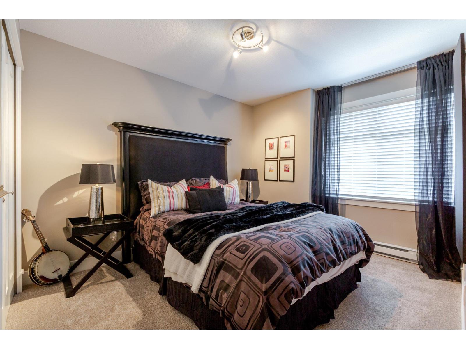 Photo 21 of 13 2689 Parkway Drive, Surrey BC