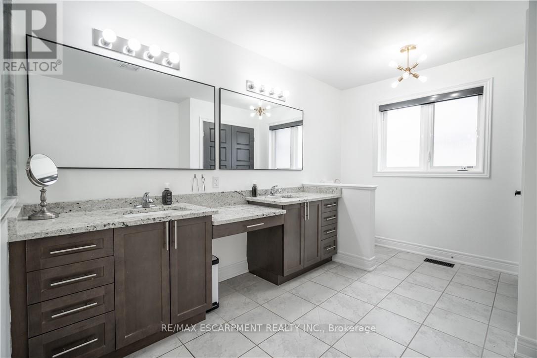 Photo 13 of 4126 Prokich Court, Lincoln ON