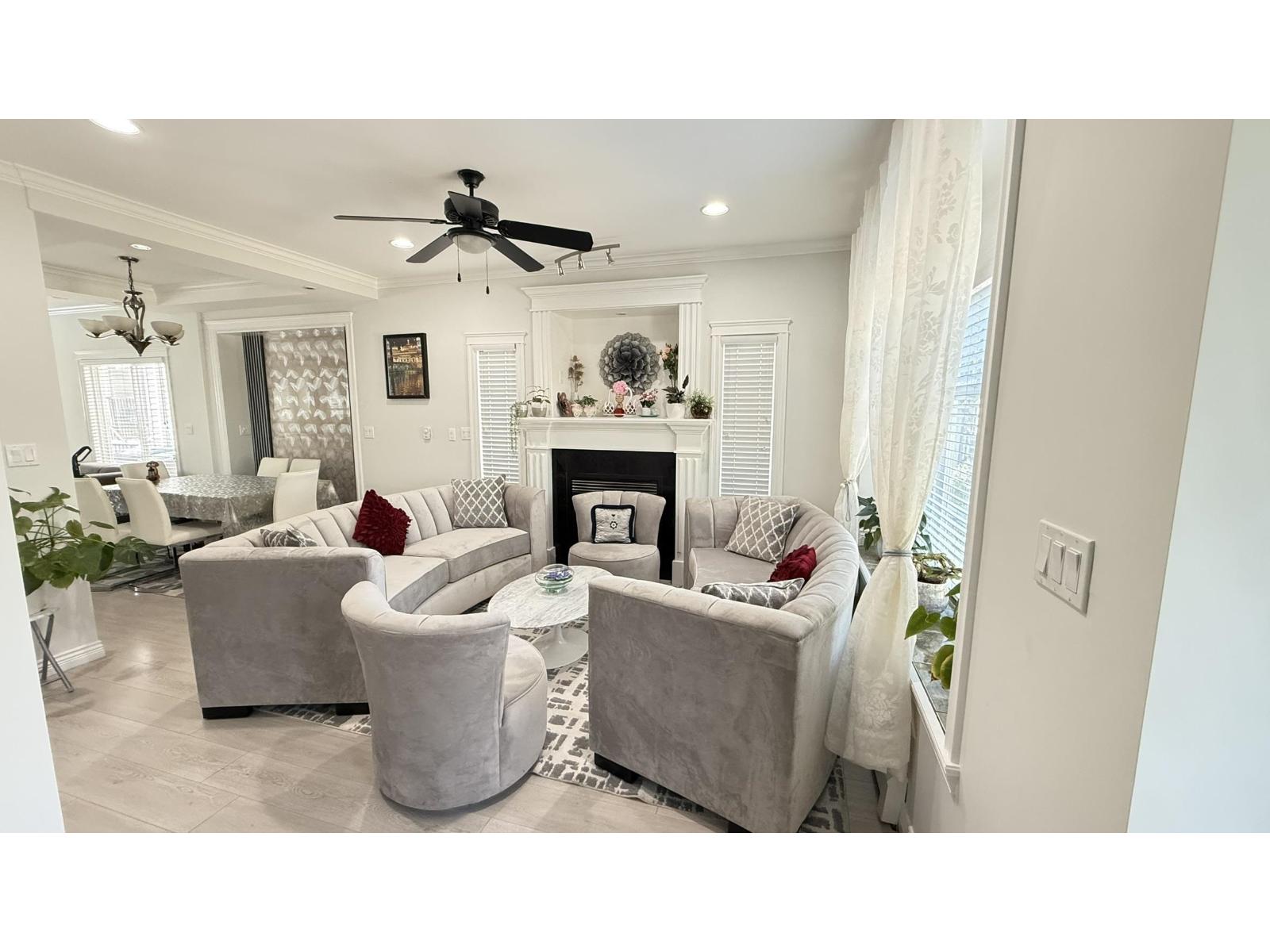 Photo 18 of 6881 144 A Street, Surrey BC