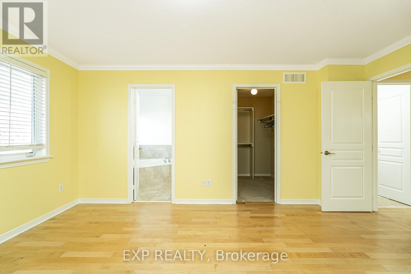 Photo 28 of 611 Braecreek Avenue, Ottawa ON
