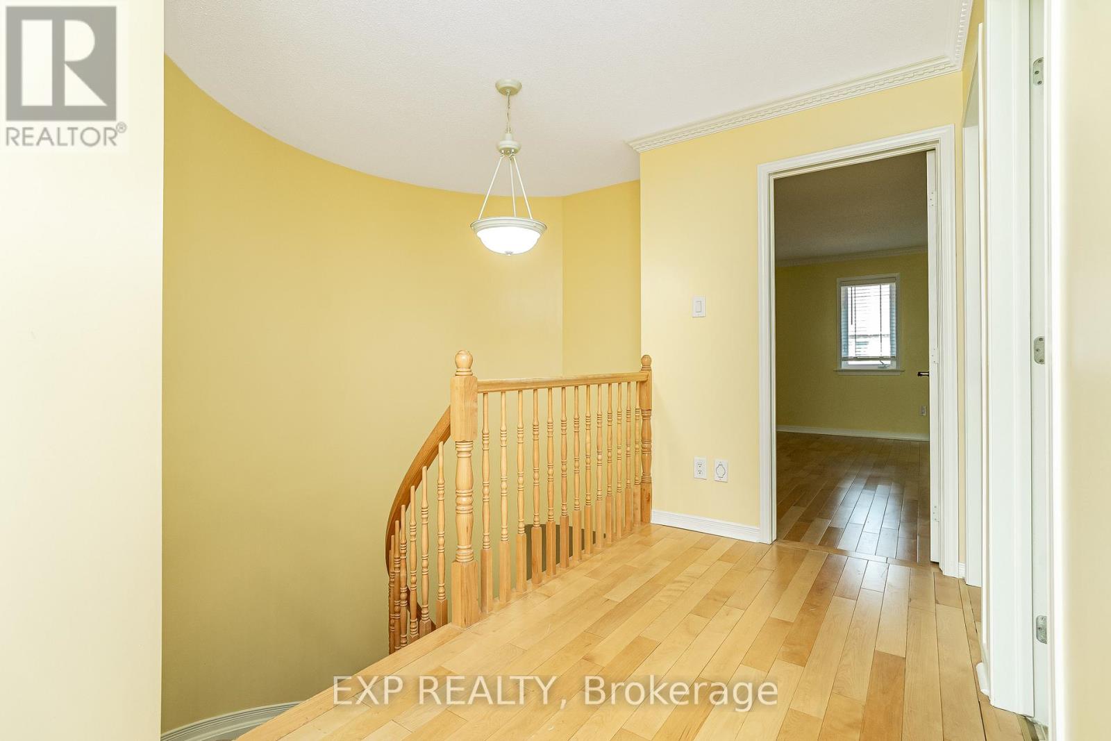 Photo 35 of 611 Braecreek Avenue, Ottawa ON