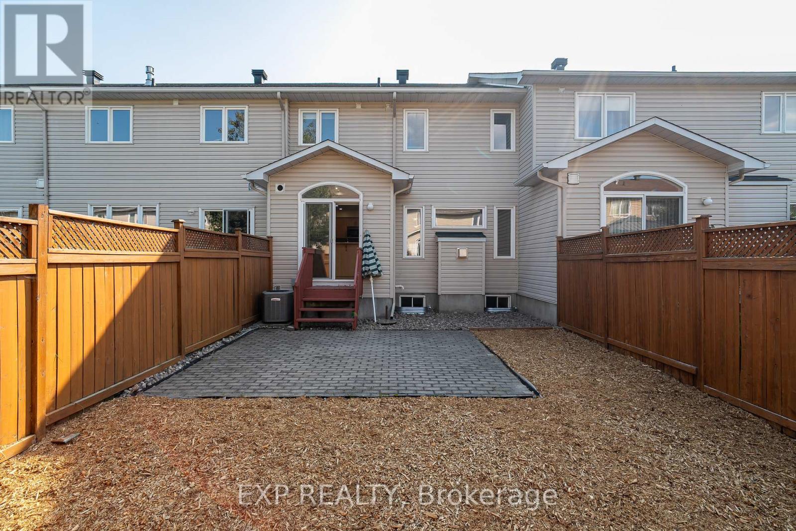 Photo 1 of 611 Braecreek Avenue, Ottawa ON