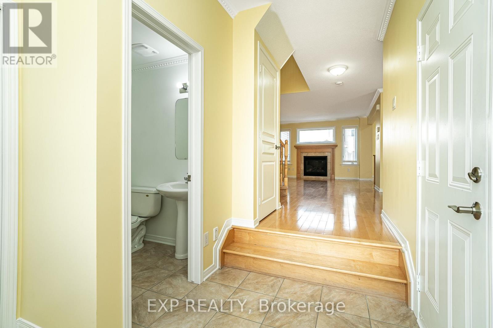 Photo 25 of 611 Braecreek Avenue, Ottawa ON