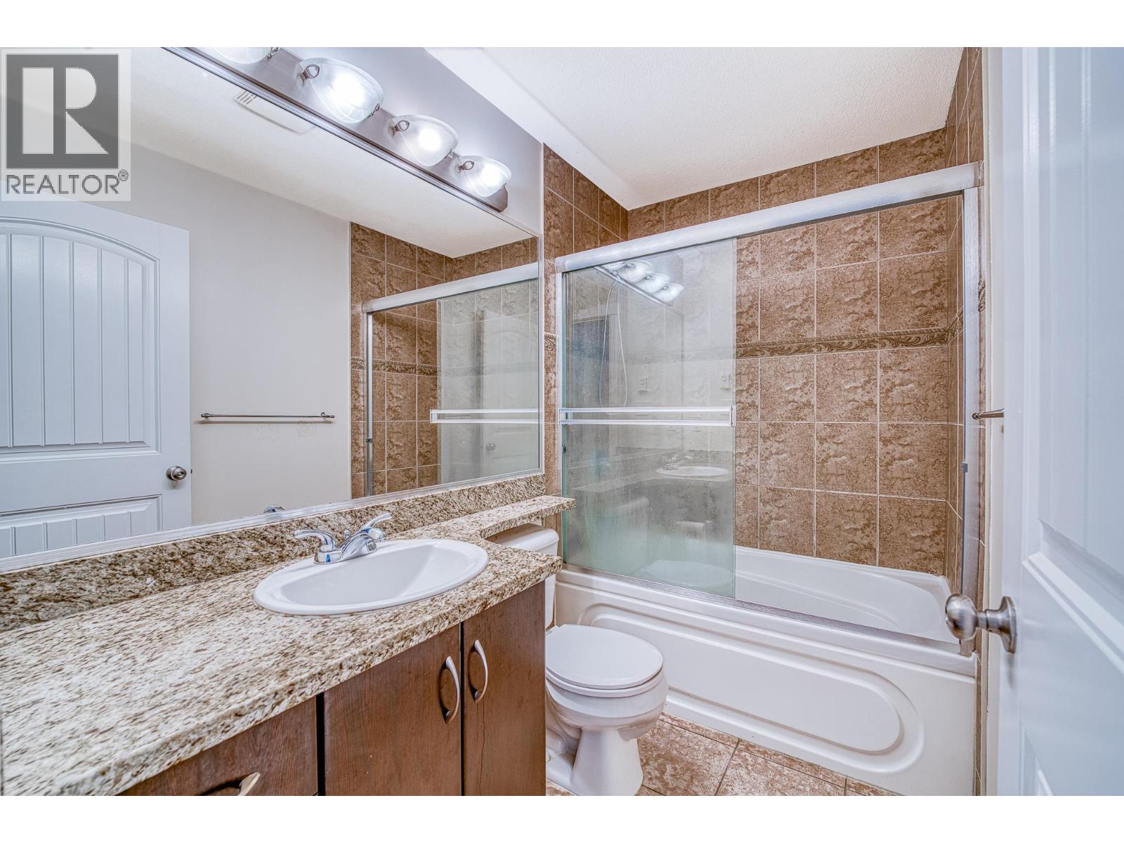 Photo 14 of 4 7373 Turnill Street, Richmond BC