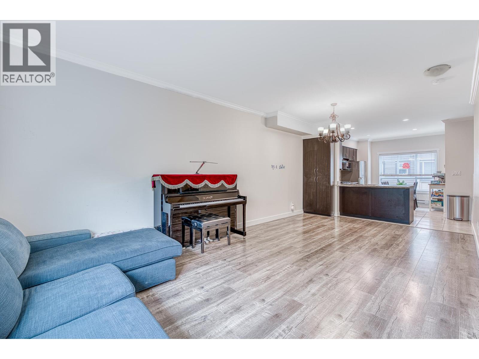 Photo 4 of 4 7373 Turnill Street, Richmond BC
