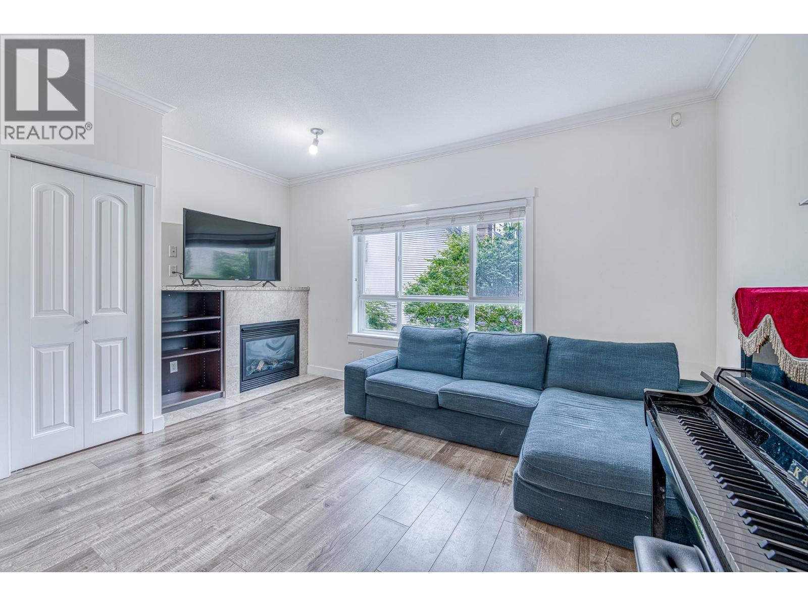 Photo 5 of 4 7373 Turnill Street, Richmond BC
