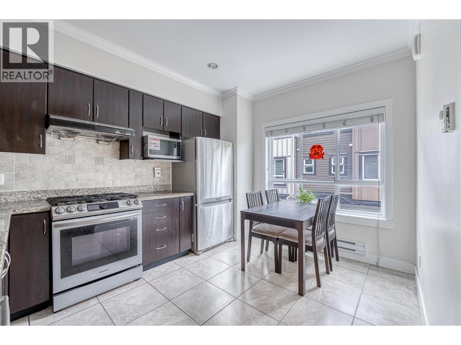Photo 8 of 4 7373 Turnill Street, Richmond BC