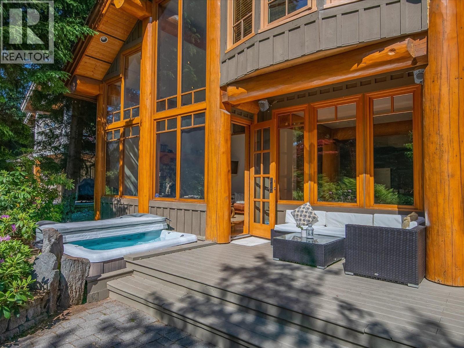 8148 MUIRFIELD CRESCENT, Whistler