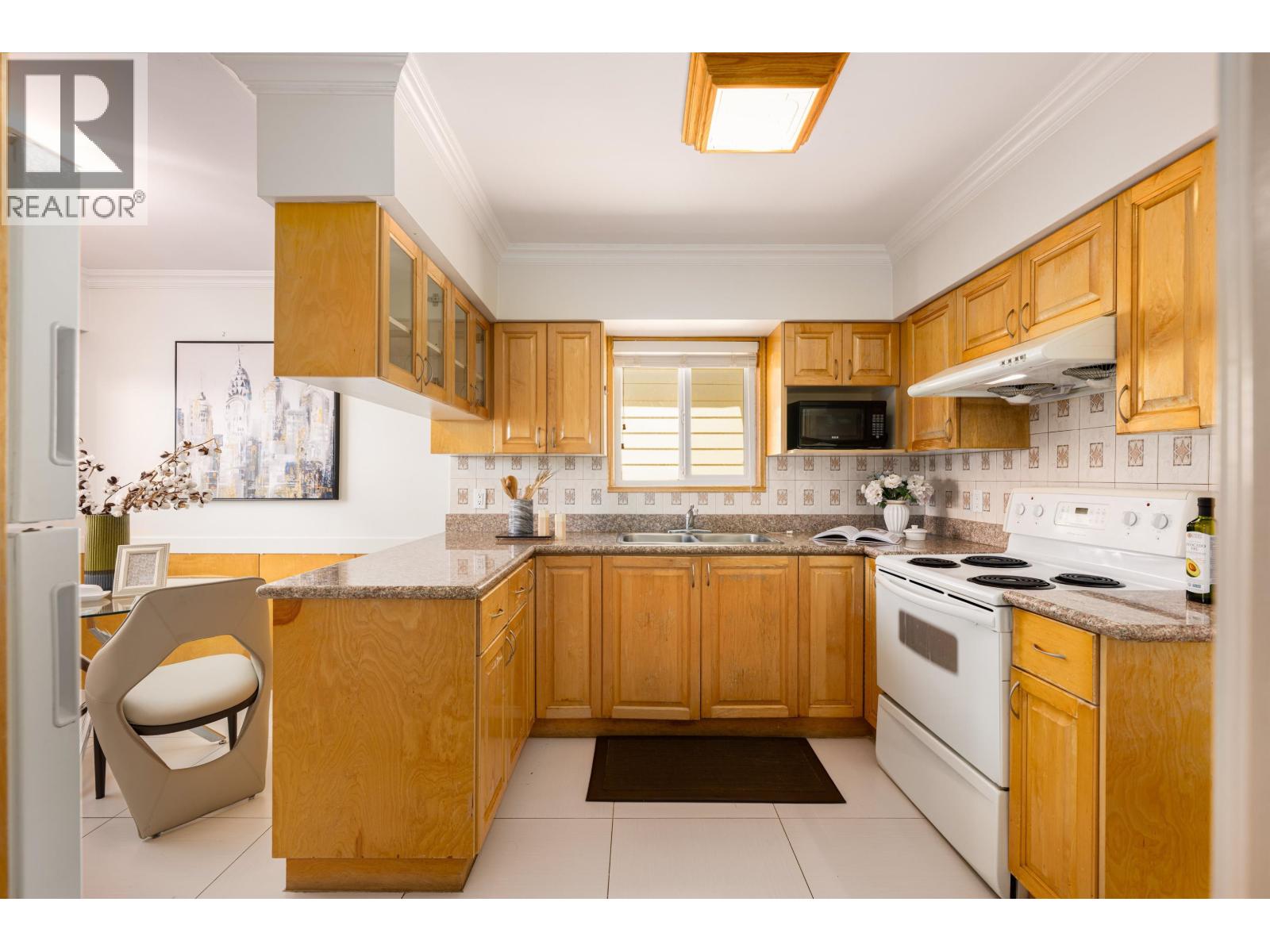 Photo 27 of 8119 Cartier Street, Vancouver BC