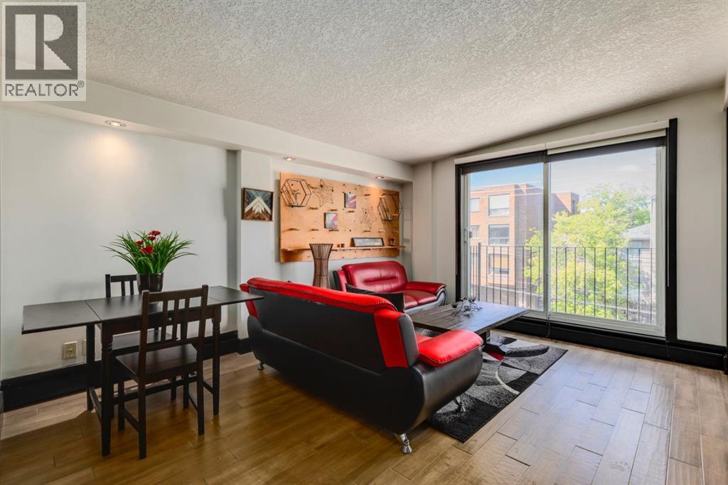Single Family House for Sale in    Street SW Bankview Calgary 