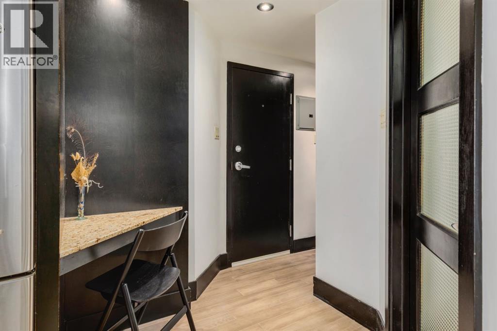 Single Family House for Sale in    Street SW Bankview Calgary 