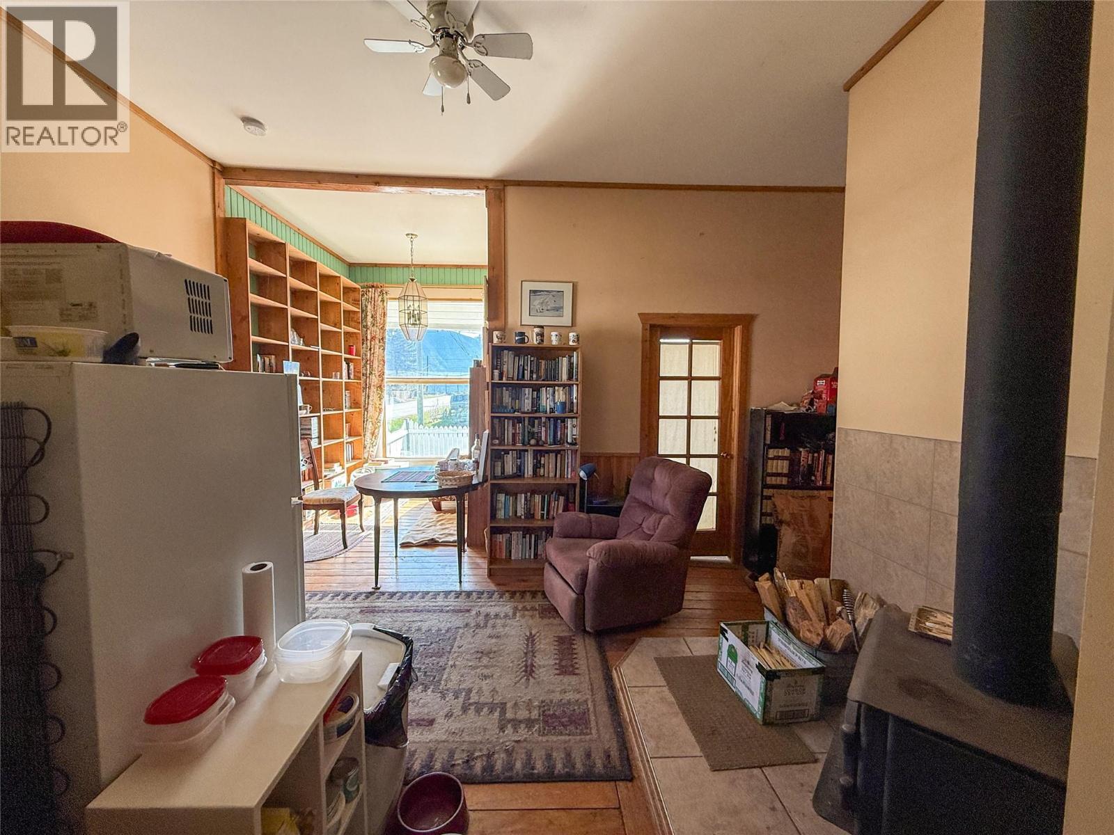 9215 Main Avenue, Wilmer