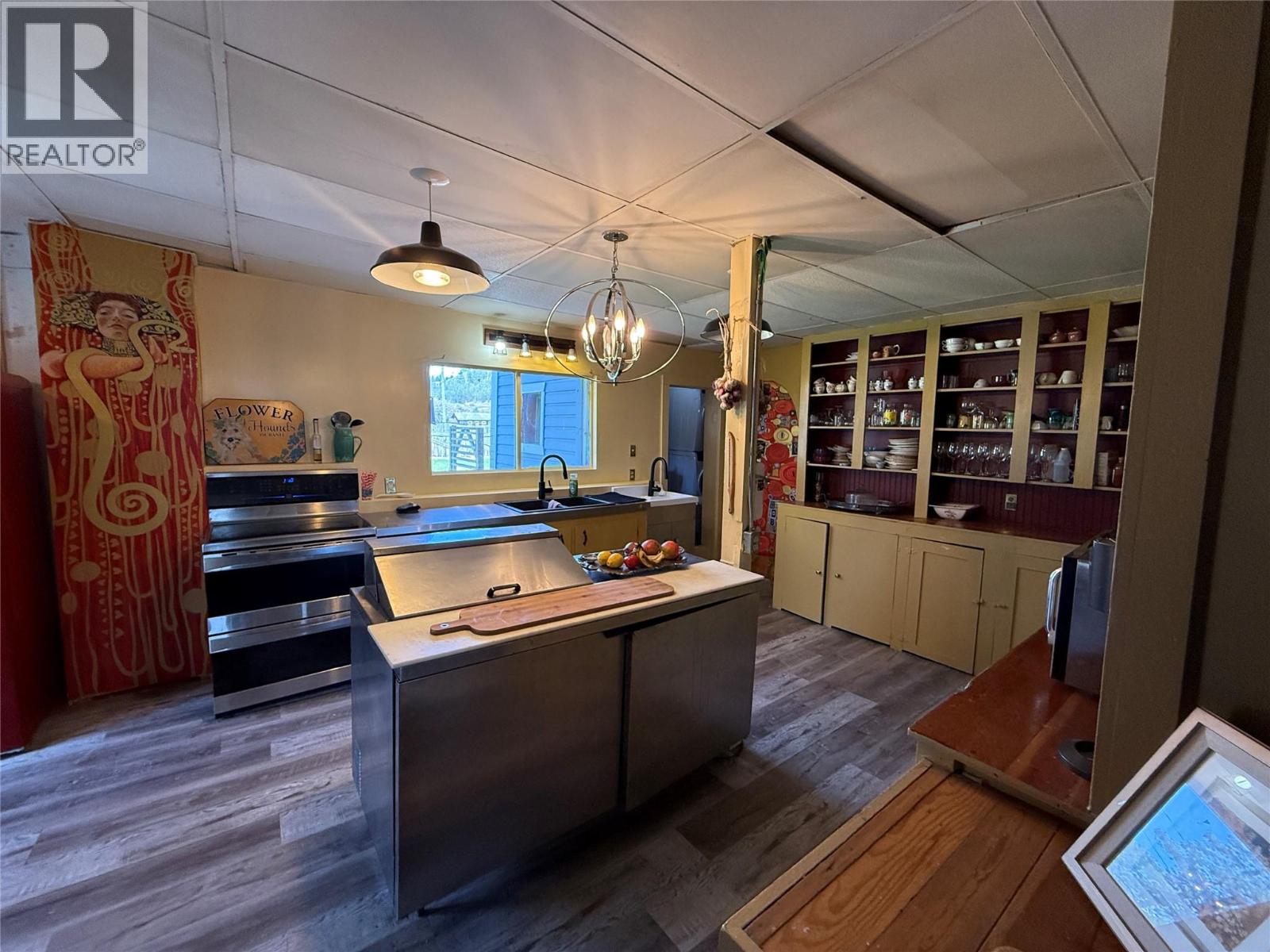9215 Main Avenue, Wilmer