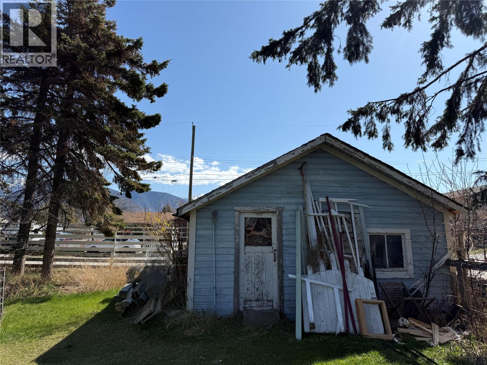 9215 Main Avenue, Wilmer