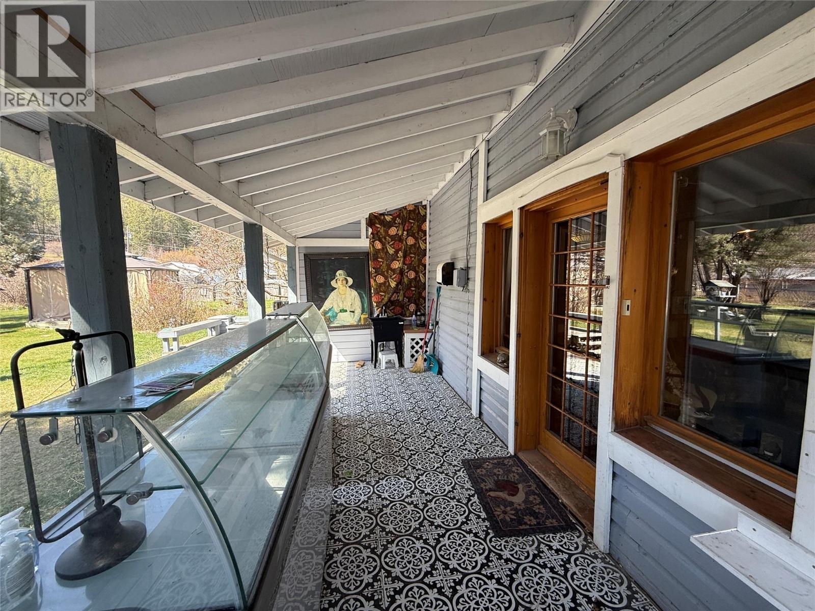 9215 Main Avenue, Wilmer