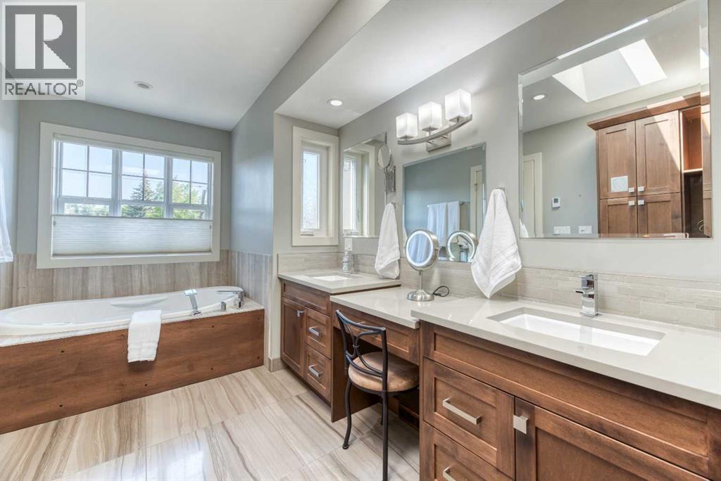 Single Family House for Sale in  Bowness Road NW Montgomery Calgary 