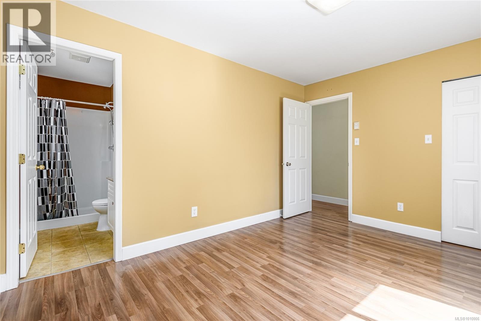 2084 Anna Pl, Courtenay