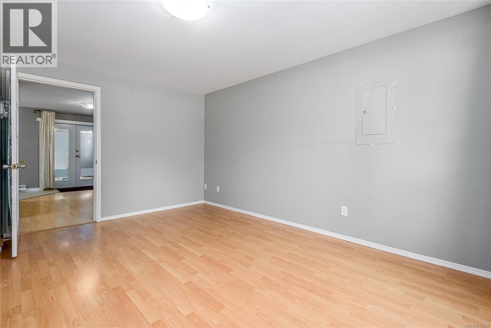 2084 Anna Pl, Courtenay