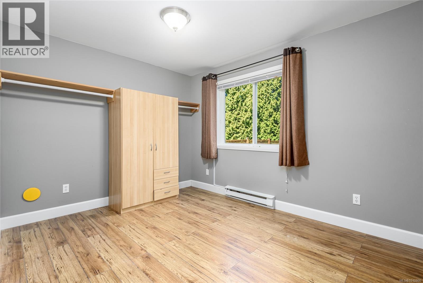 2084 Anna Pl, Courtenay