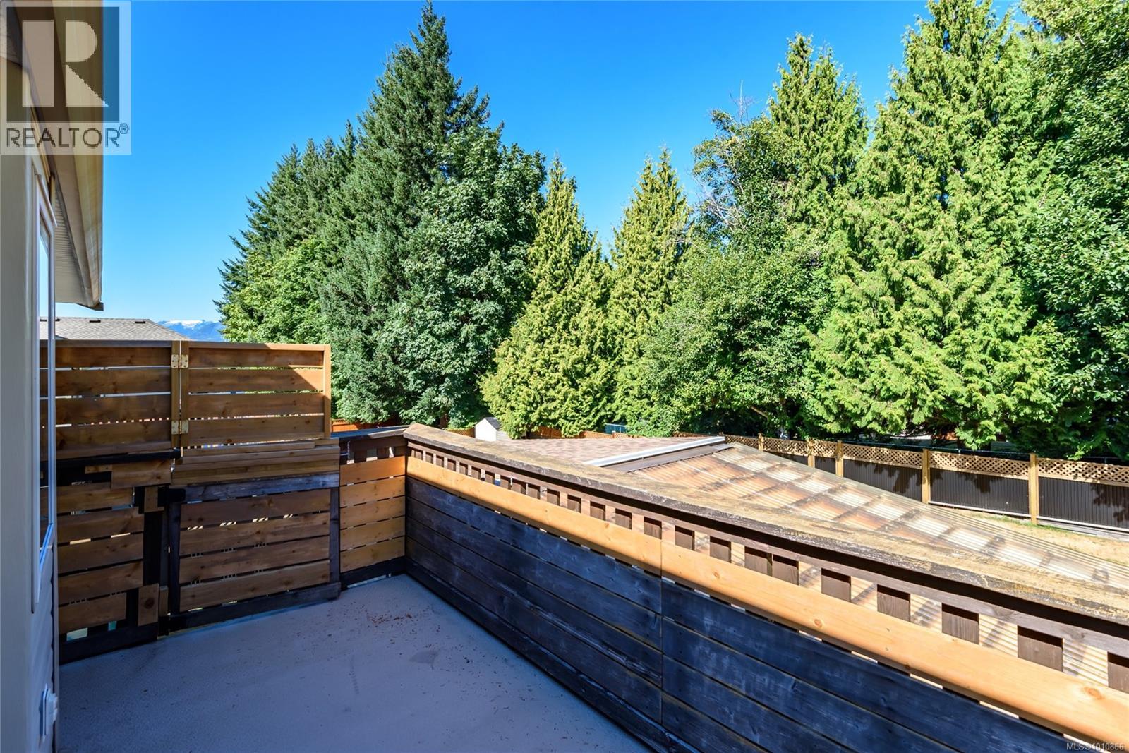 2084 Anna Pl, Courtenay