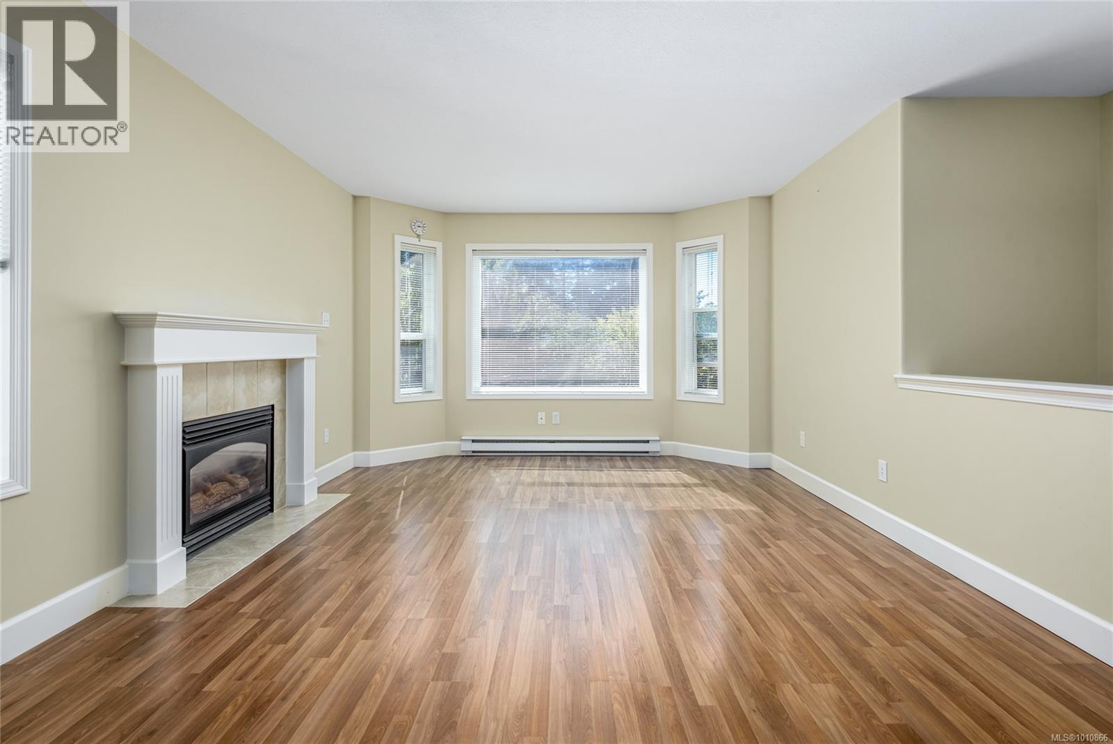2084 Anna Pl, Courtenay