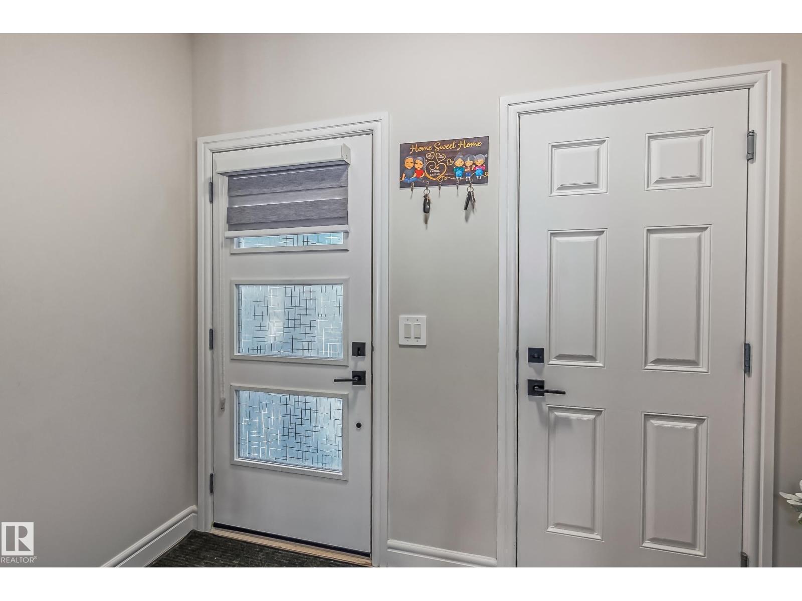 Photo 1 of 9620 230 St Nw, Edmonton AB