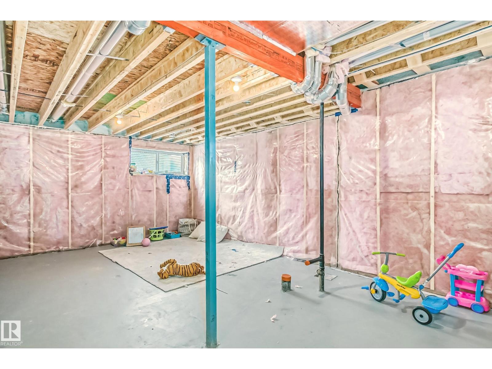 Photo 7 of 9620 230 St Nw, Edmonton AB