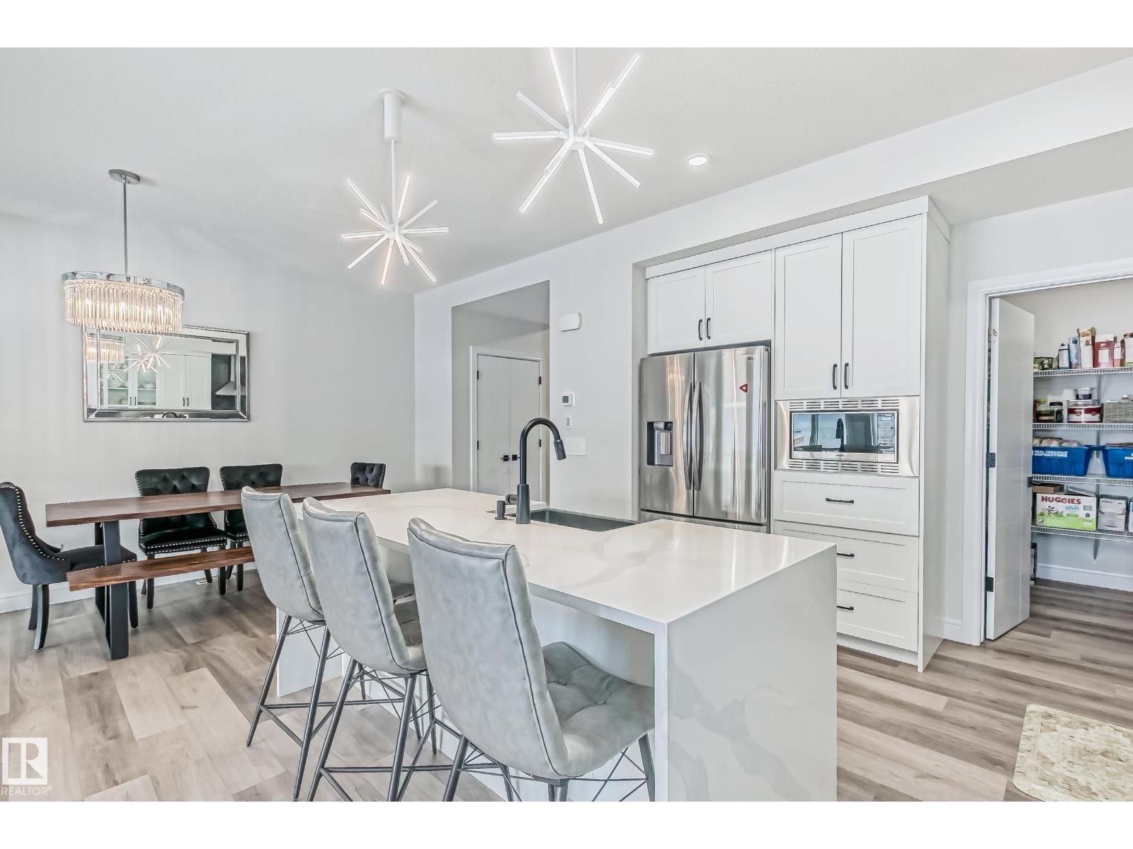 Photo 39 of 9620 230 St Nw, Edmonton AB