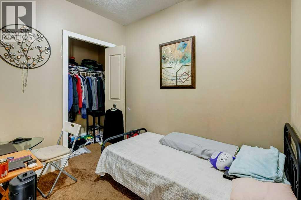 Single Family House for Sale in    Street NW Montgomery Calgary 