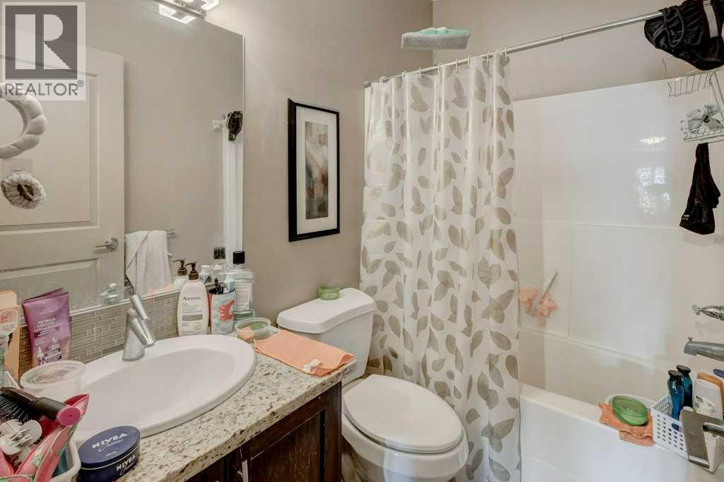 Single Family House for Sale in    Street NW Montgomery Calgary 
