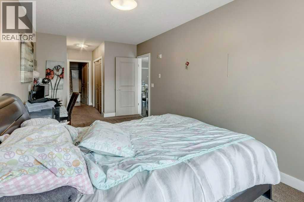 Single Family House for Sale in    Street NW Montgomery Calgary 