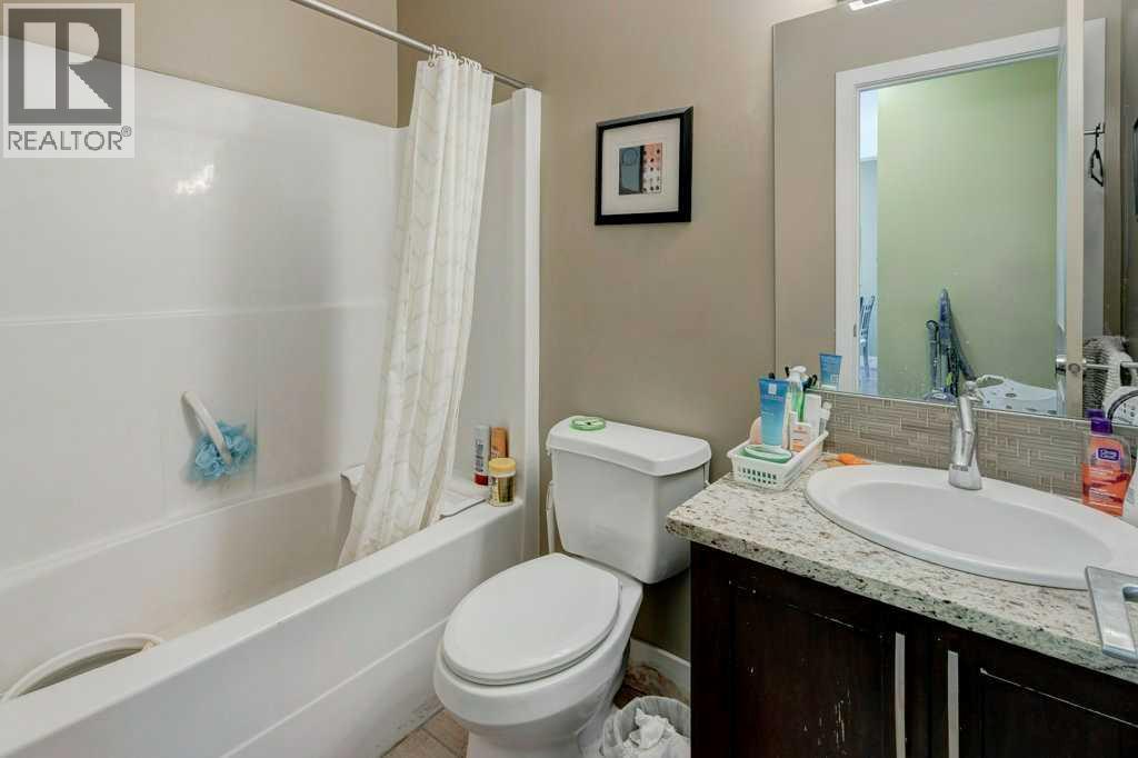 Single Family House for Sale in    Street NW Montgomery Calgary 