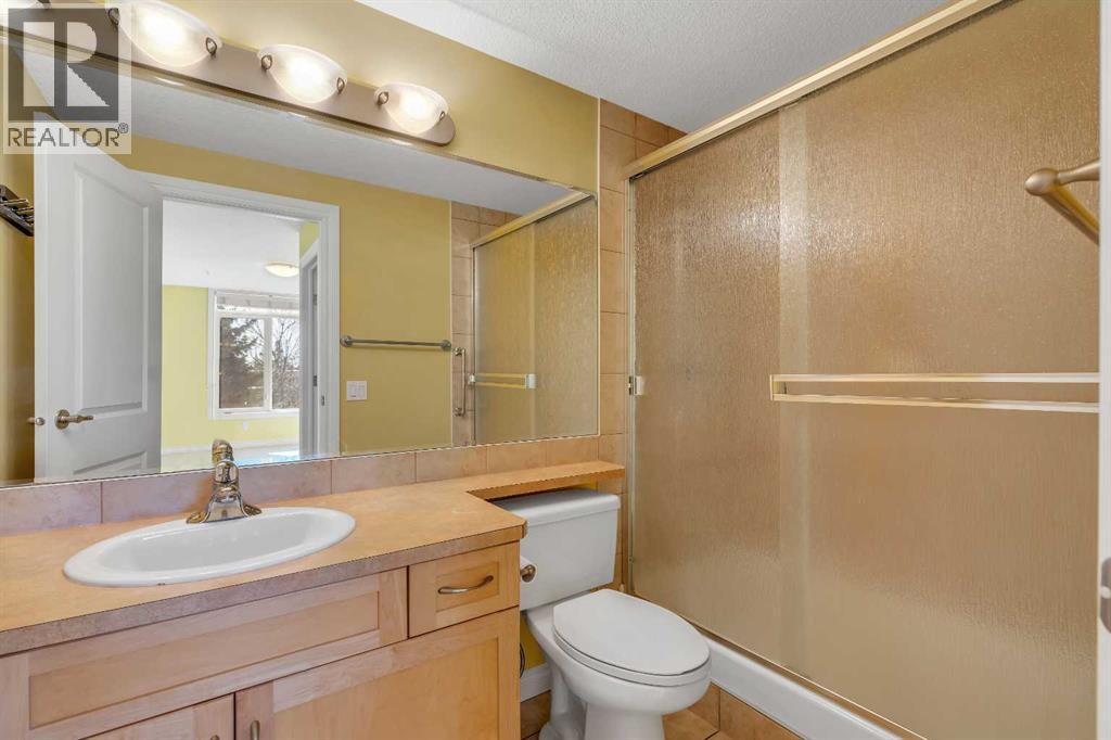 Single Family House for Sale in    Avenue SW Palliser Calgary 