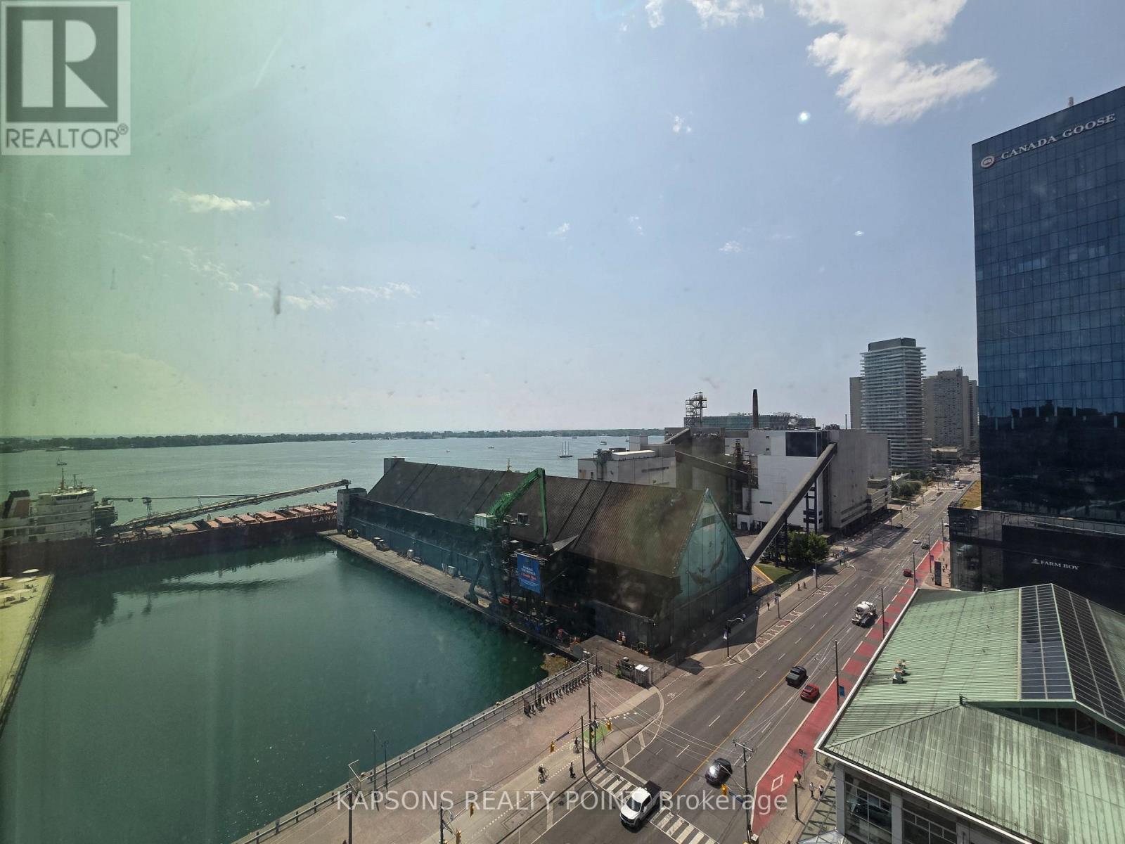 Photo 14 of 1016 130 Queens Quay E, Toronto ON