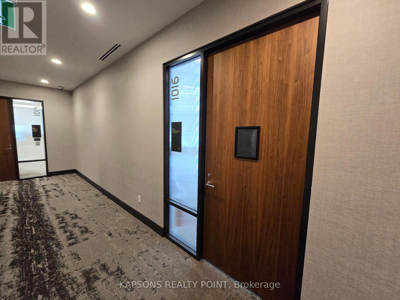 Photo 1 of 1016 130 Queens Quay E, Toronto ON