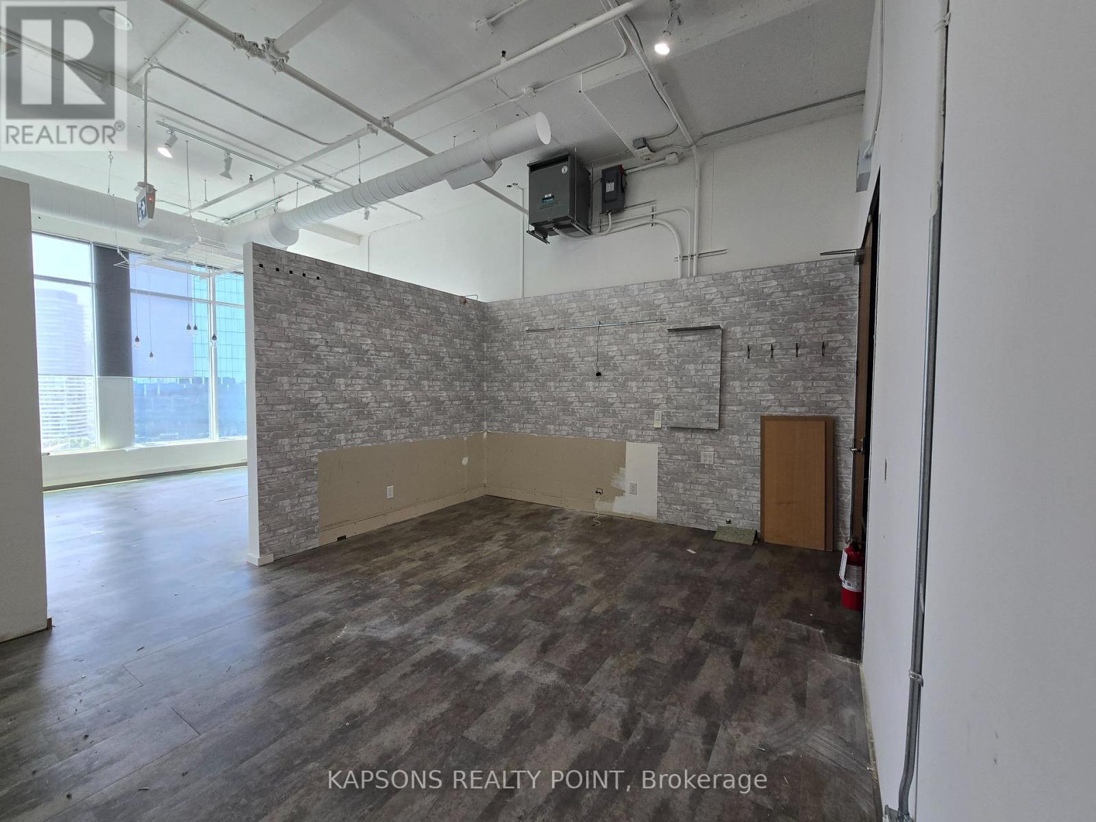 Photo 10 of 1016 130 Queens Quay E, Toronto ON