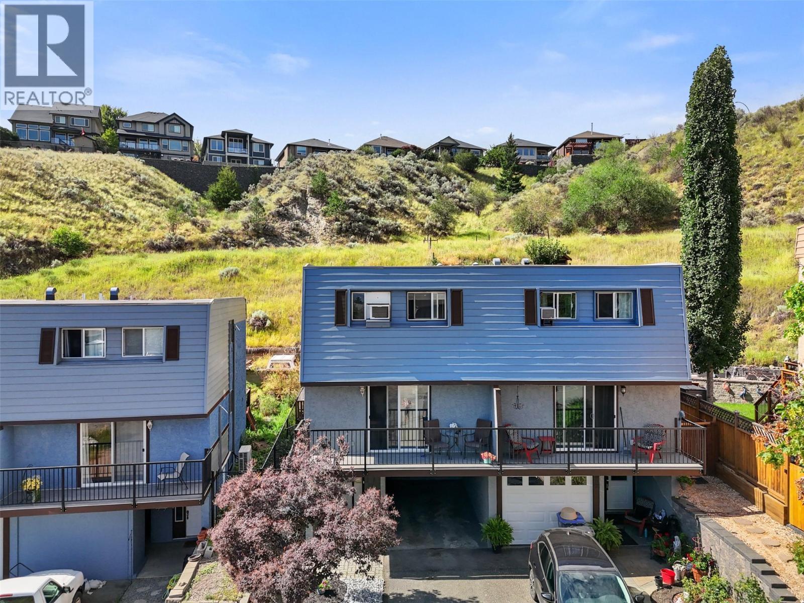 865 MCQUEEN DRIVE - 1
